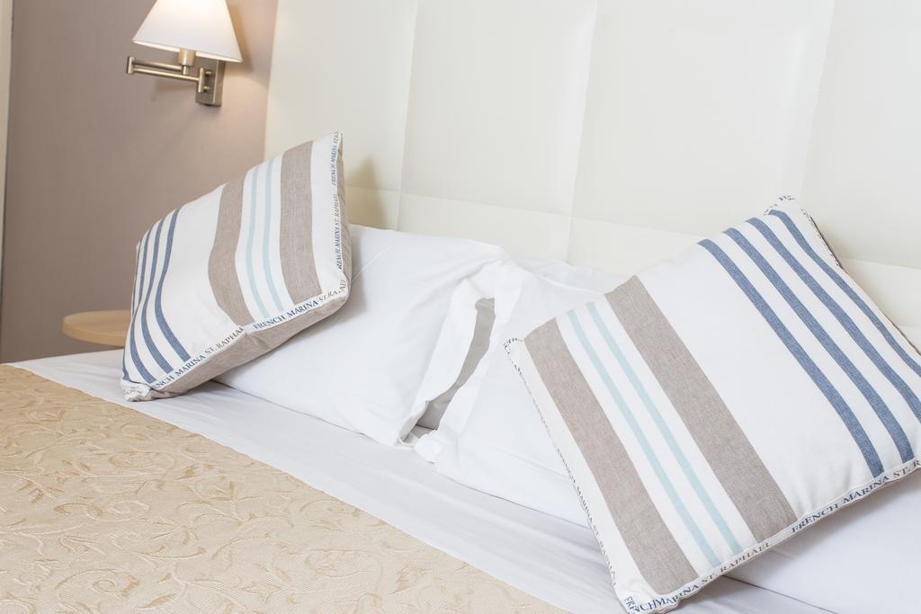 Hotel Flora Milano Marittima Bagian luar foto